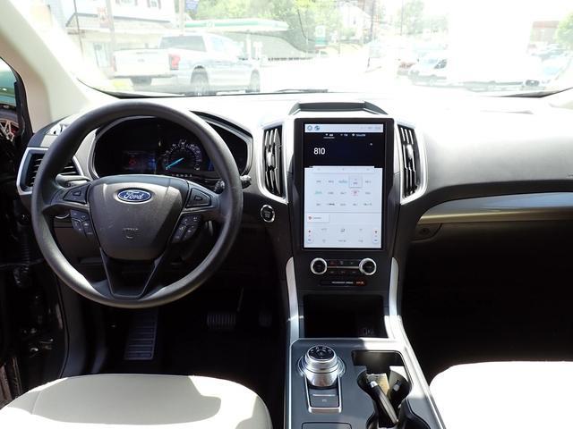 used 2024 Ford Edge car, priced at $29,262