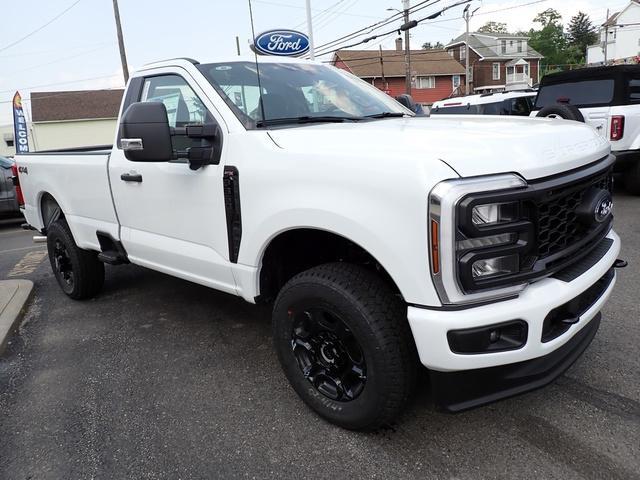 new 2025 Ford F-350 car, priced at $56,660