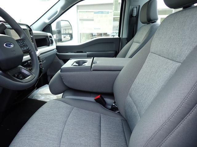 new 2025 Ford F-350 car, priced at $56,660