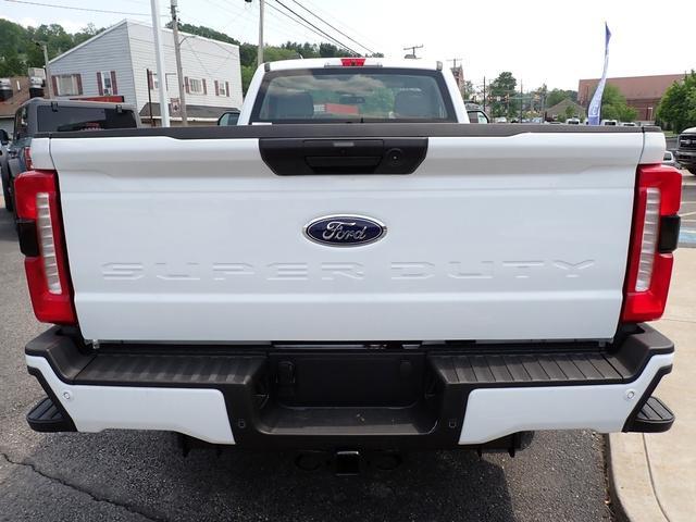 new 2025 Ford F-350 car, priced at $56,660