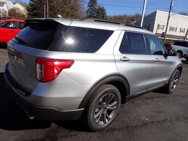 new 2024 Ford Explorer car, priced at $49,375