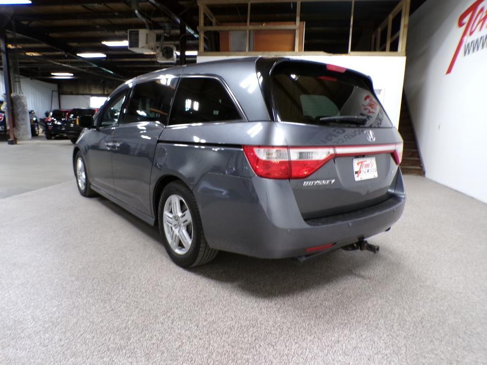 used 2013 Honda Odyssey car, priced at $12,995