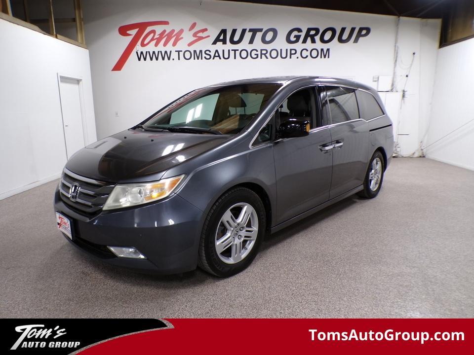 used 2013 Honda Odyssey car, priced at $12,995