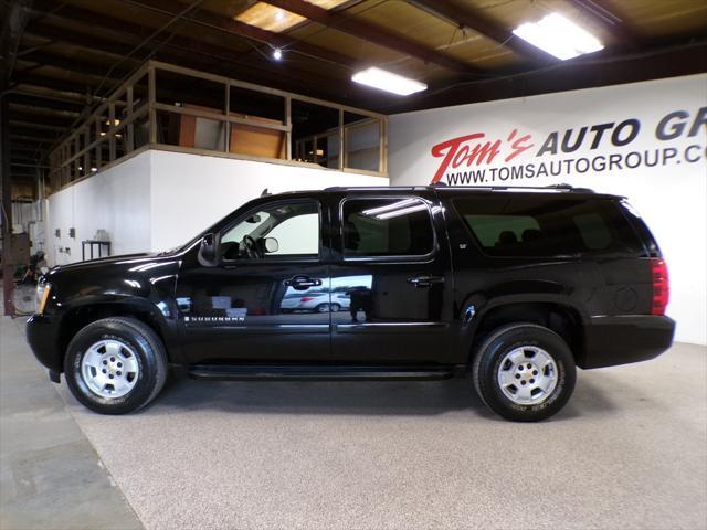 used 2007 Chevrolet Suburban car, priced at $14,995