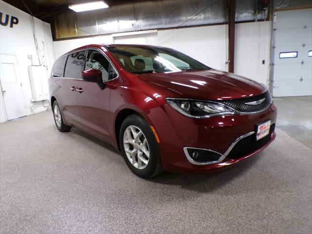 used 2017 Chrysler Pacifica car, priced at $13,995