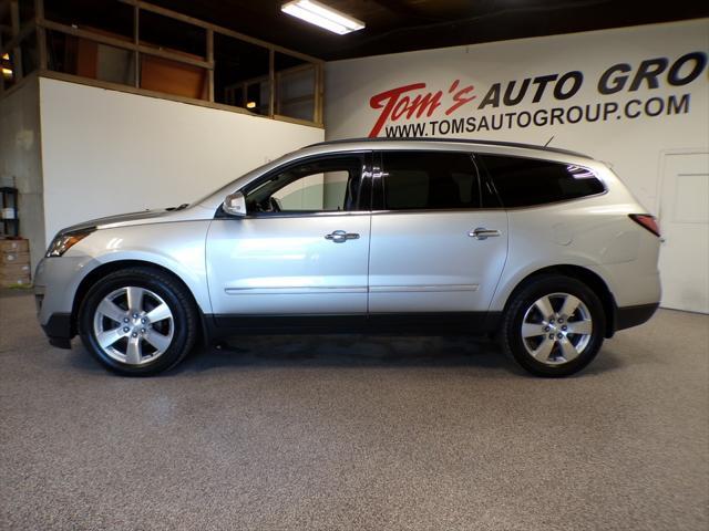 used 2014 Chevrolet Traverse car, priced at $10,995