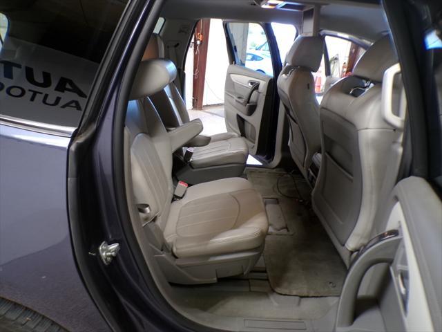 used 2014 Chevrolet Traverse car, priced at $11,995