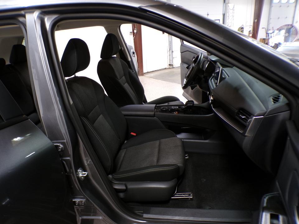 used 2024 Nissan Rogue car, priced at $23,995