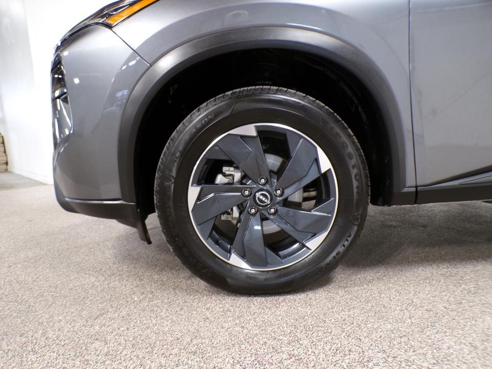 used 2024 Nissan Rogue car, priced at $23,995