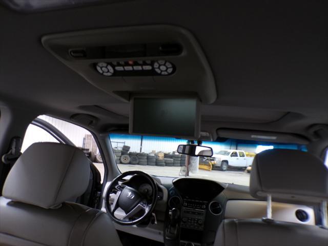 used 2013 Honda Pilot car, priced at $13,995