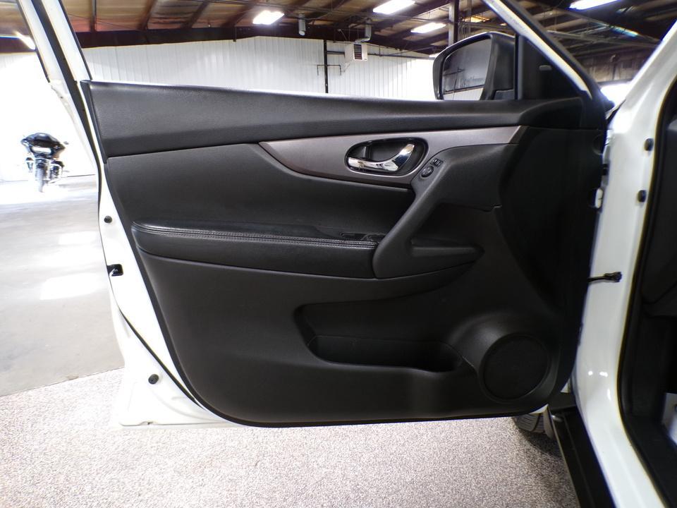 used 2016 Nissan Rogue car, priced at $9,995