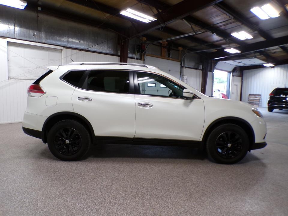 used 2016 Nissan Rogue car, priced at $9,995