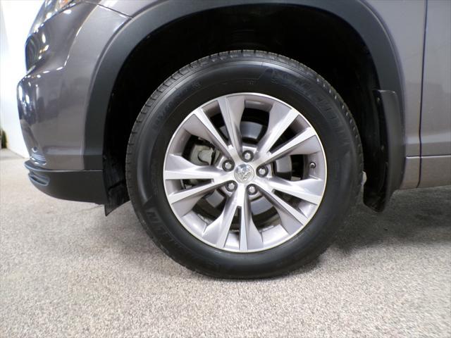 used 2015 Toyota Highlander car, priced at $17,995