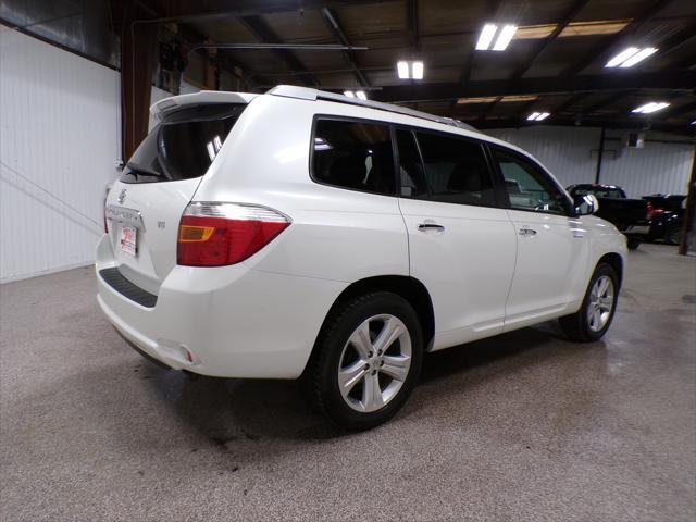 used 2009 Toyota Highlander car, priced at $16,995