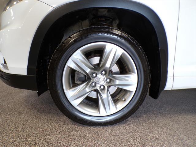 used 2014 Toyota Highlander car, priced at $11,995