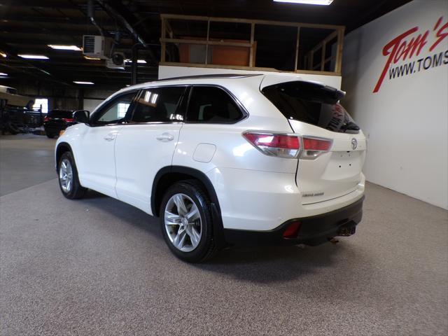 used 2014 Toyota Highlander car, priced at $11,995