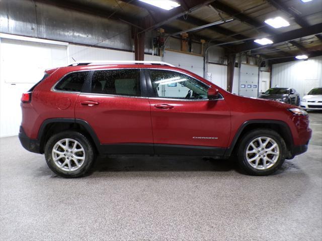 used 2015 Jeep Cherokee car, priced at $10,995