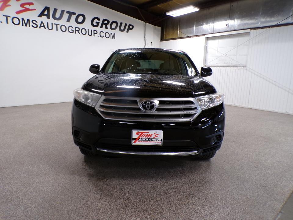 used 2013 Toyota Highlander car, priced at $7,995