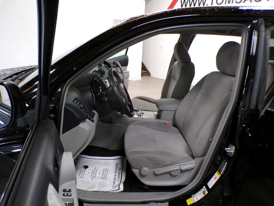 used 2013 Toyota Highlander car, priced at $7,995