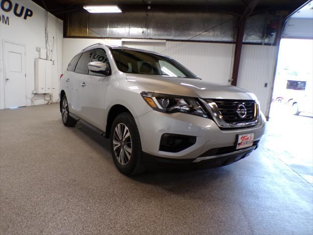used 2017 Nissan Pathfinder car, priced at $10,995