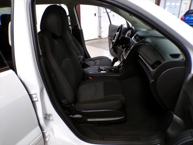used 2016 Chevrolet Traverse car, priced at $9,995