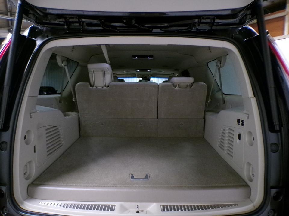 used 2017 Cadillac Escalade ESV car, priced at $22,995