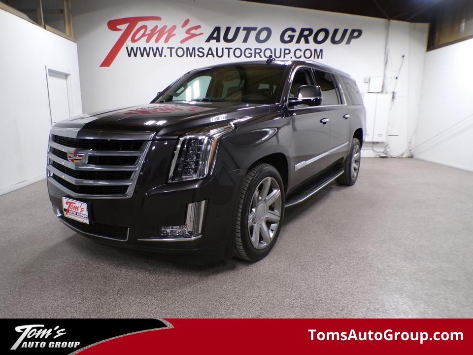 used 2017 Cadillac Escalade ESV car, priced at $22,995