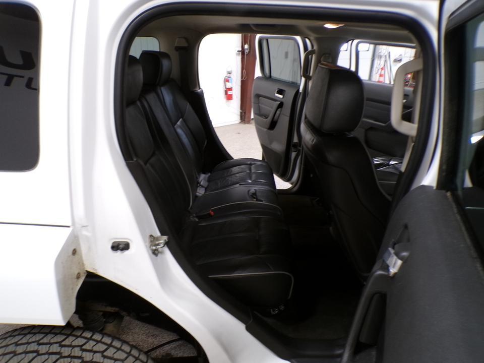 used 2008 Hummer H3 car, priced at $11,995