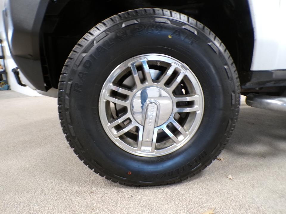 used 2008 Hummer H3 car, priced at $11,995