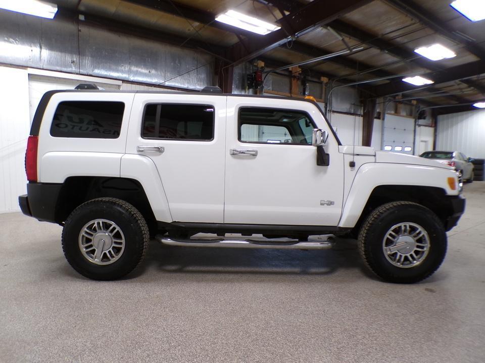 used 2008 Hummer H3 car, priced at $11,995