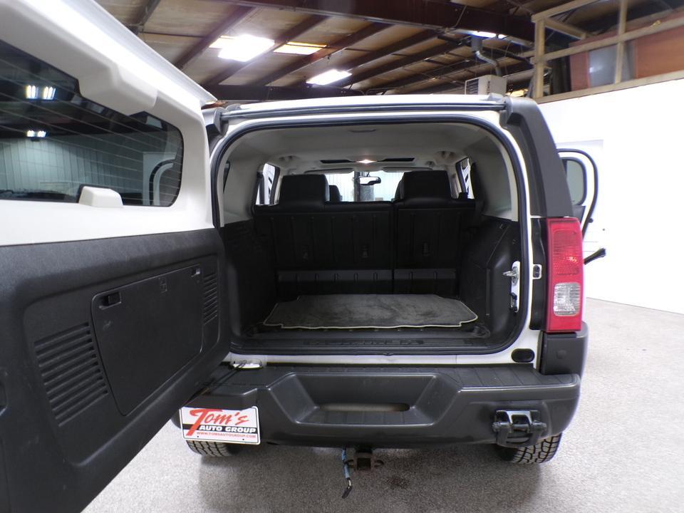 used 2008 Hummer H3 car, priced at $11,995