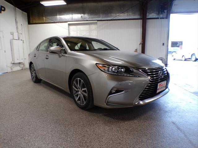 used 2016 Lexus ES 300h car, priced at $22,995