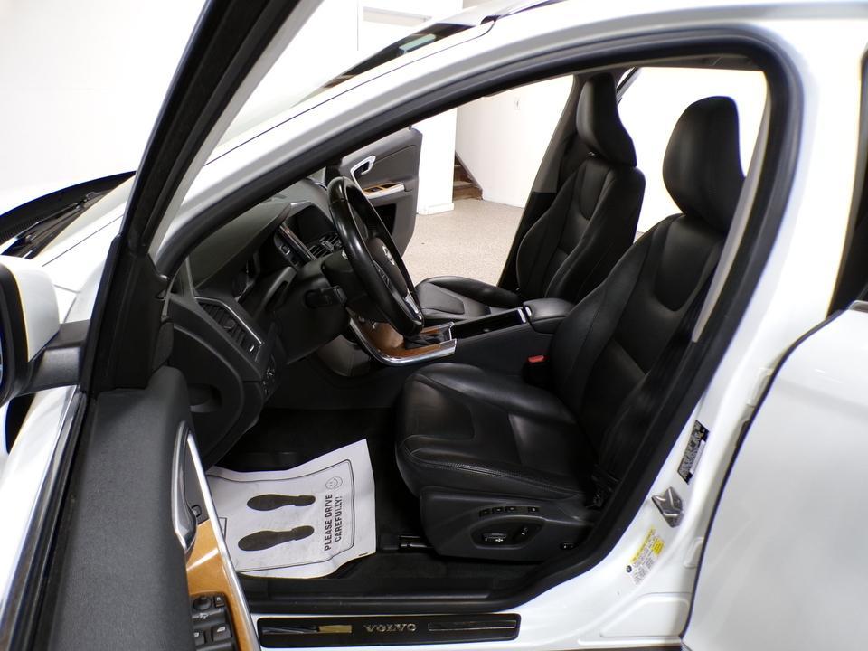 used 2017 Volvo XC60 car, priced at $13,995