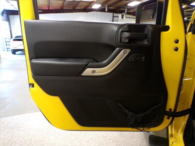 used 2015 Jeep Wrangler Unlimited car, priced at $15,995