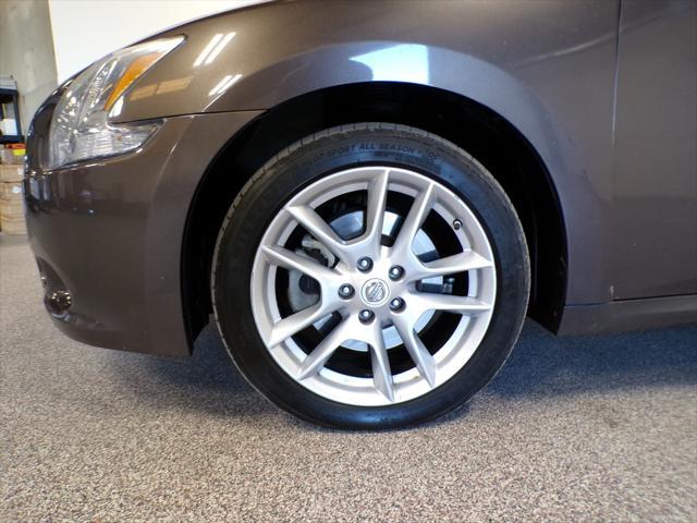 used 2013 Nissan Maxima car, priced at $8,995