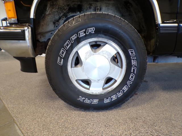 used 1999 Chevrolet Suburban car, priced at $7,995