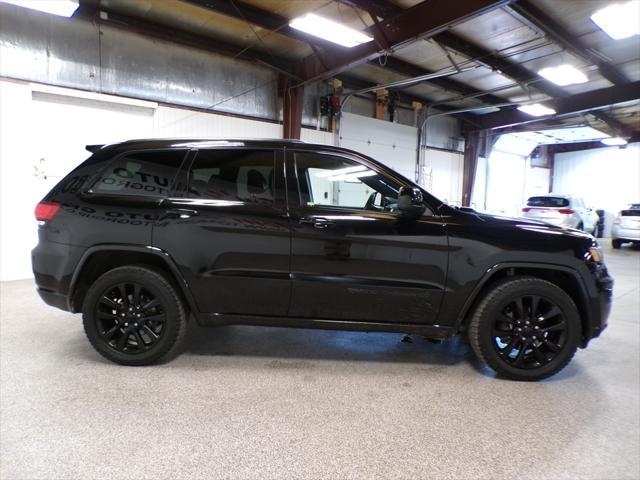 used 2017 Jeep Grand Cherokee car, priced at $15,995