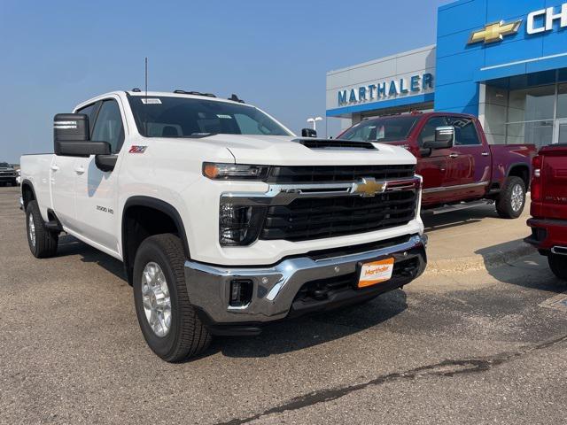 new 2025 Chevrolet Silverado 3500 car, priced at $68,213