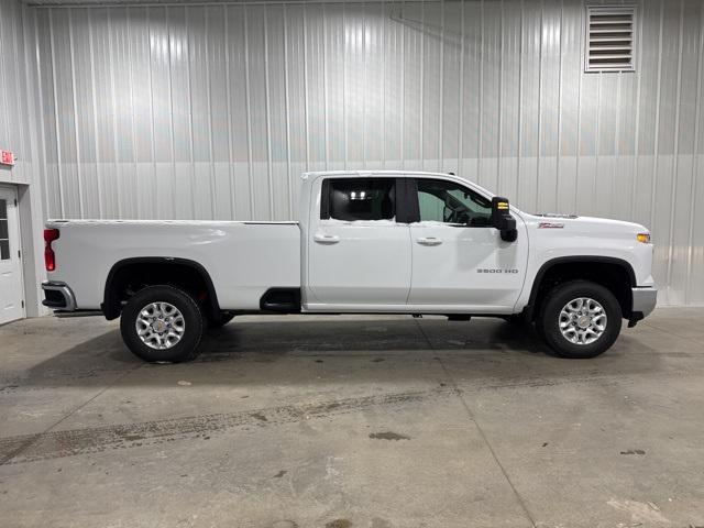 new 2025 Chevrolet Silverado 3500 car, priced at $58,548