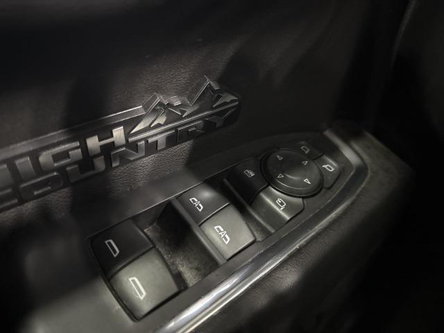 used 2022 Chevrolet Silverado 1500 car, priced at $41,990