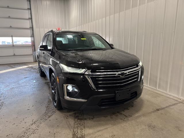 used 2022 Chevrolet Traverse car, priced at $32,990