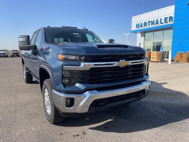 new 2025 Chevrolet Silverado 3500 car, priced at $60,823