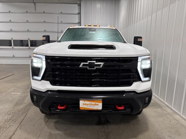 new 2025 Chevrolet Silverado 3500 car, priced at $80,648