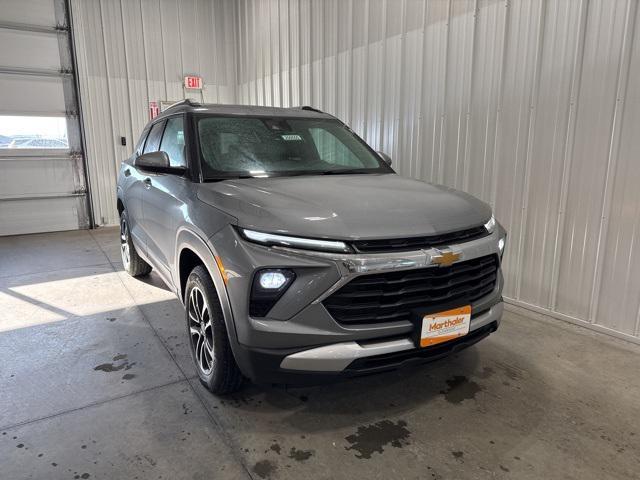 new 2025 Chevrolet TrailBlazer car, priced at $30,075