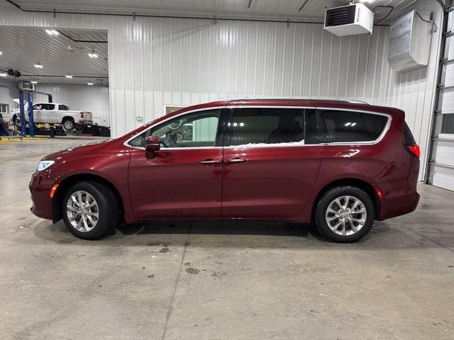 used 2021 Chrysler Pacifica car, priced at $27,990