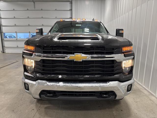 new 2025 Chevrolet Silverado 3500 car, priced at $72,530