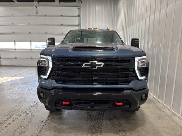 new 2025 Chevrolet Silverado 3500 car, priced at $71,389