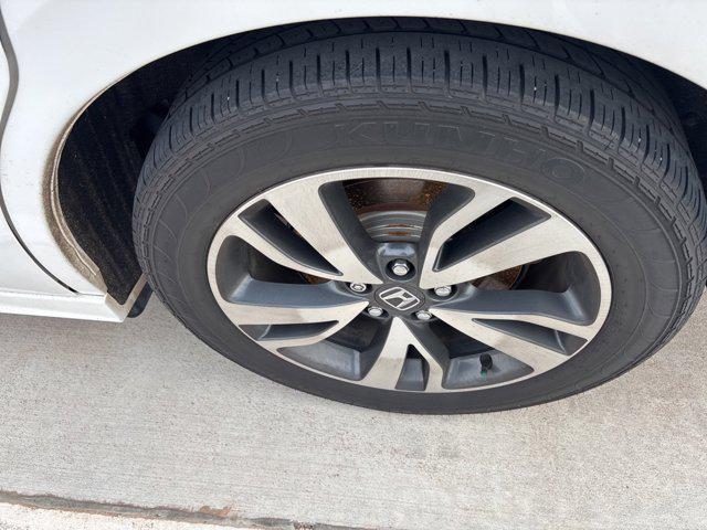used 2023 Honda Odyssey car, priced at $35,128