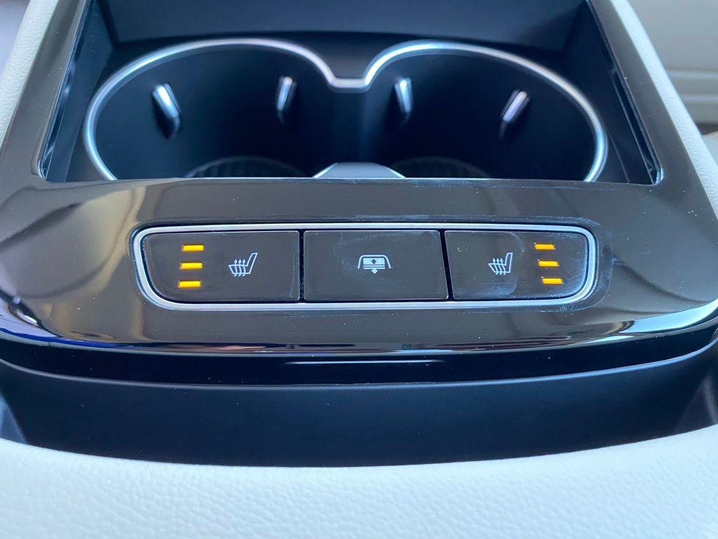 new 2026 Genesis G80 car, priced at $72,385