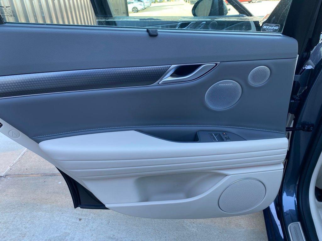 new 2026 Genesis G80 car, priced at $72,385